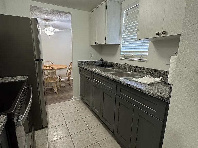 8440 Old Post Rd #102 — Photo 12
