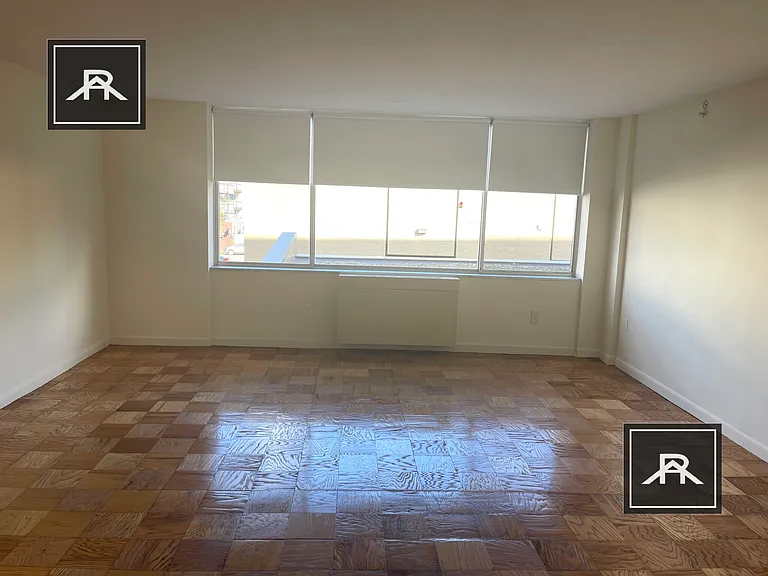 101 Monmouth St #102 — Photo 14