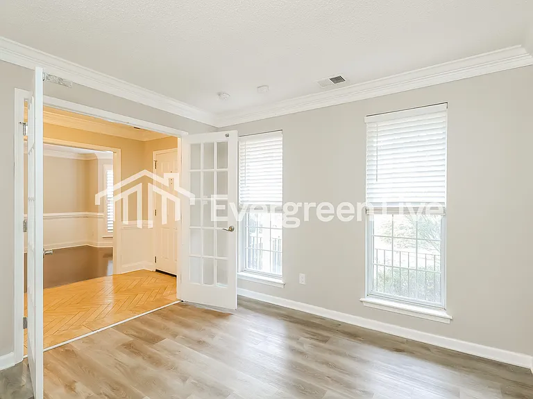 14801 Ashlight Dr — Photo 13