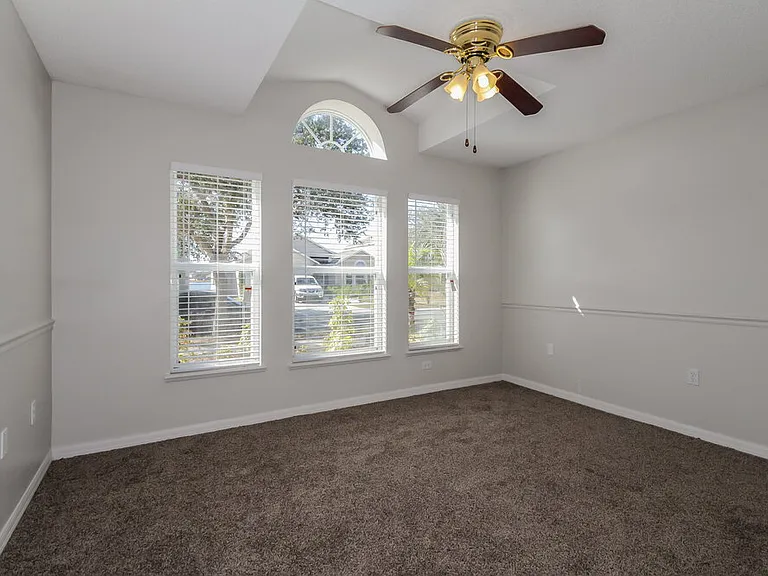 12814 Lake Vista Dr — Photo 12