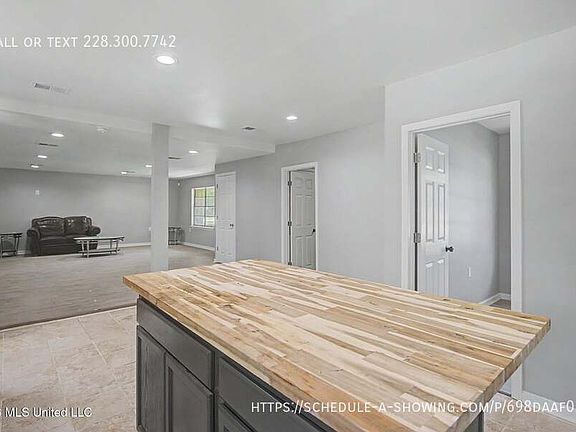 4th image of 9424 Daisy Vestry Rd #B