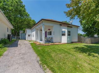 1334 McCormick St, Des Moines, IA 50316