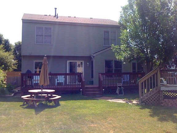 2nd image of 215 Barnwood Trl