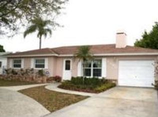 5363 Foxwood Dr, Sarasota, FL 34232