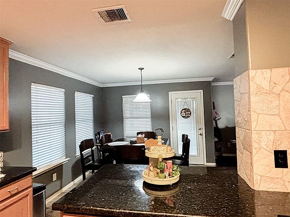 5th image of 3811 Trent Cove Ln