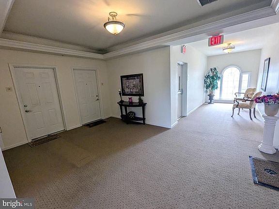 4th image of 734 Creekside Dr