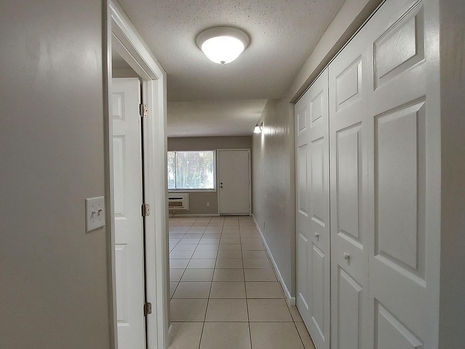 1st image of 1852A Golf View Ave #11261365