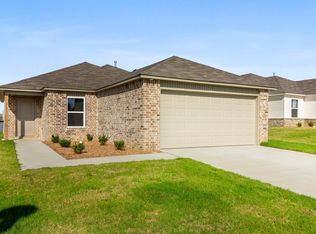 3113 Emerald Park Trl, Bauxite, AR 72011