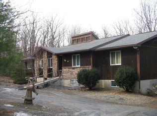 418 Hemlock Trl, Lehighton, PA 18235