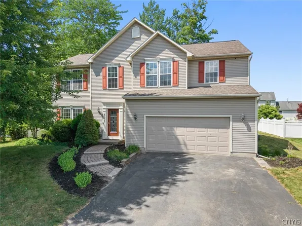 8605 Lydia Ln, Cicero, NY 13039
