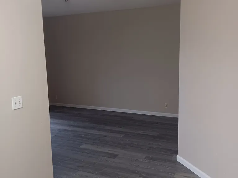 6104 Civic Terrace Ave #B — Photo 11