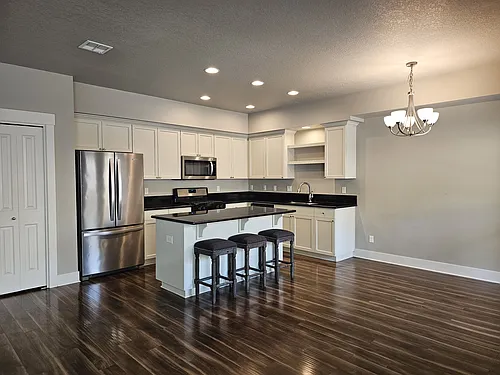 15421 SE Cobalt Loop Photo 1 15421 SE Cobalt Loop Photo 1
