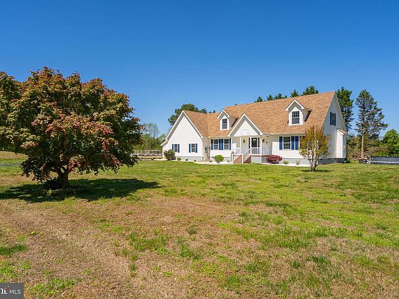 5th image of 32155 Bixler Rd