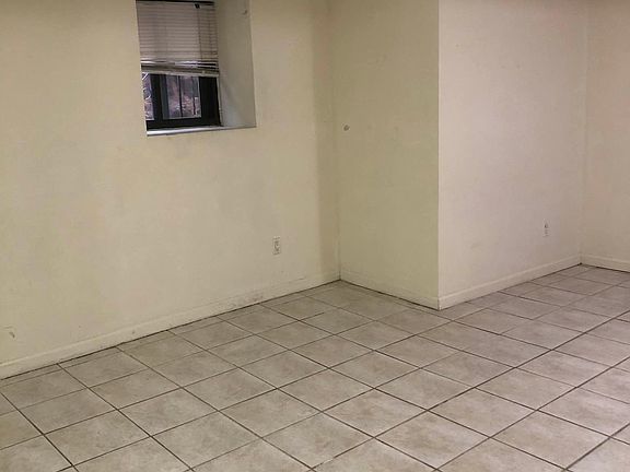 4th image of 22-30 42nd St #Ll