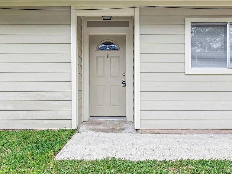 81 Blue Fox Rd — Photo 16