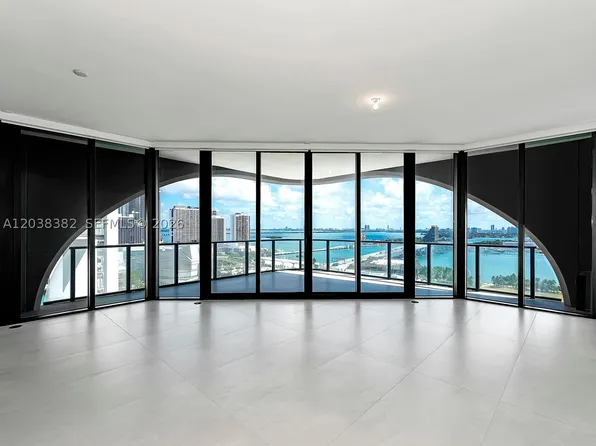 1000 Biscayne Blvd, Miami, FL