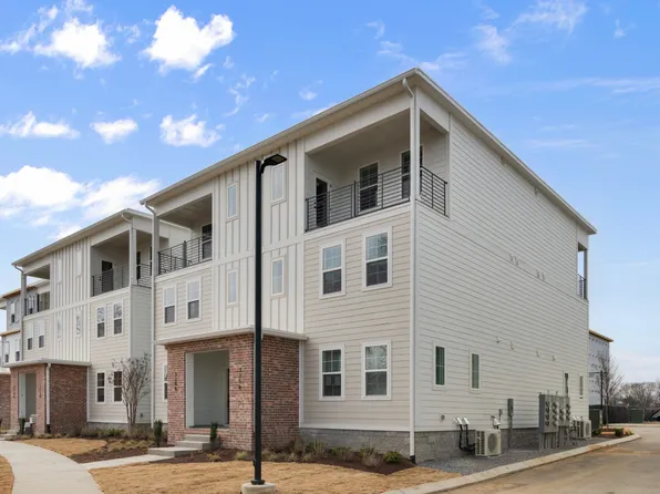 324 Mulberry Ter #B, Madison, TN 37115