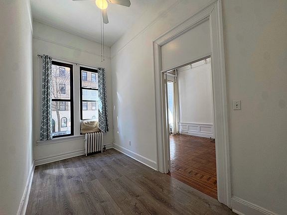 5th image of 343 W 87th St APT 3