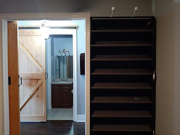 5th image of 111 E McBee Ave Unit 404