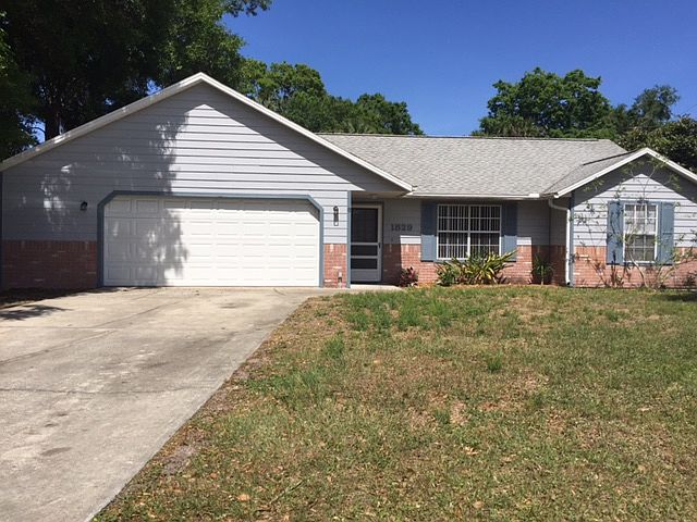 1st image of 1829 Queen Palm Dr