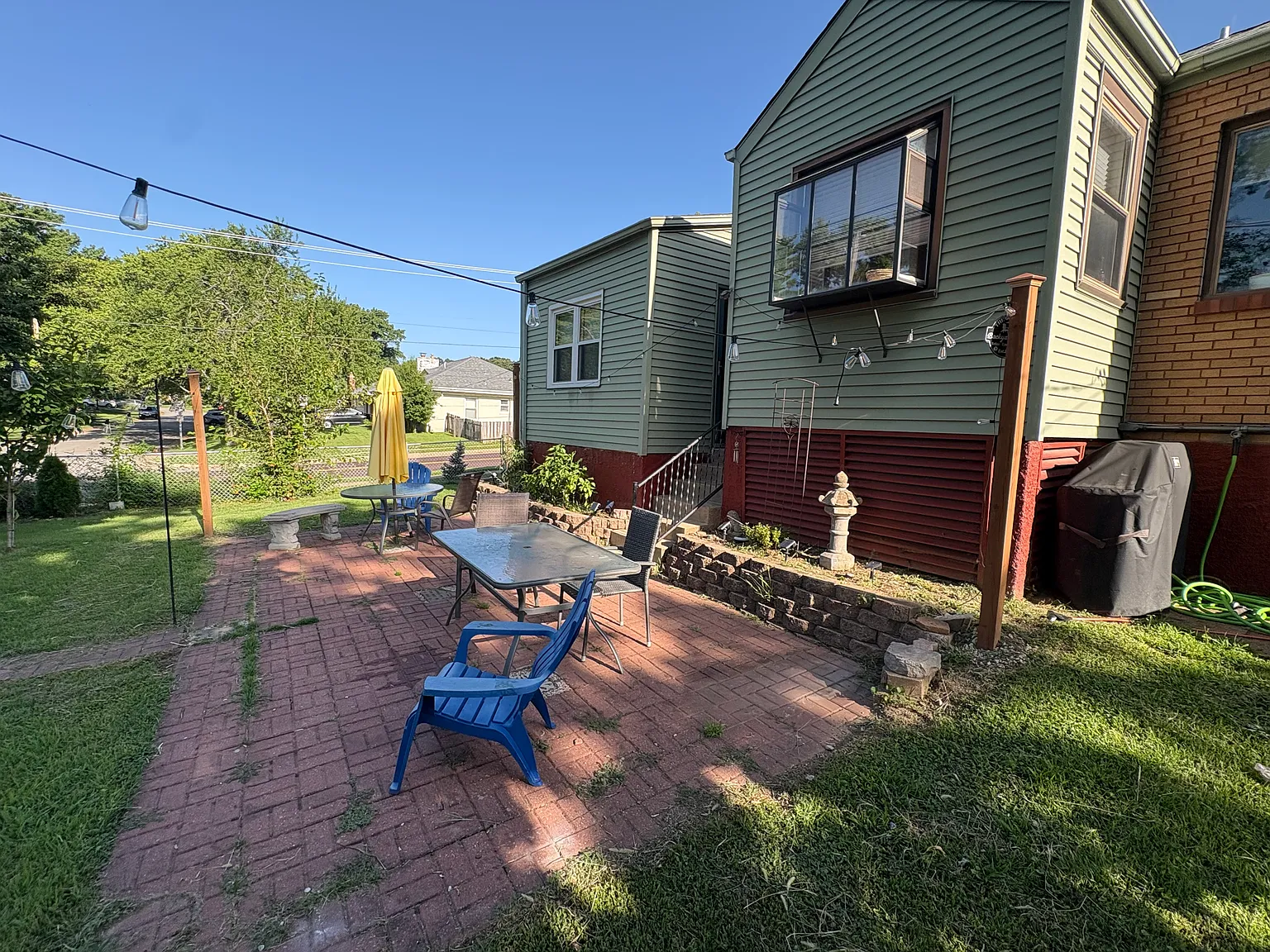 2 bed, 1139 sqft, $1,900 — Photo 2