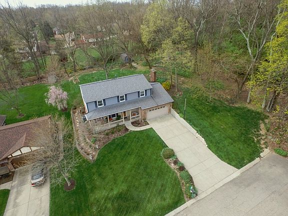 2nd image of 636 Burntwood Dr