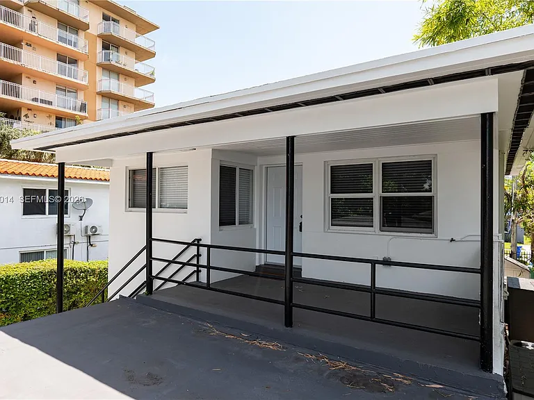 2240 SW 16th Ct #U — Photo 19