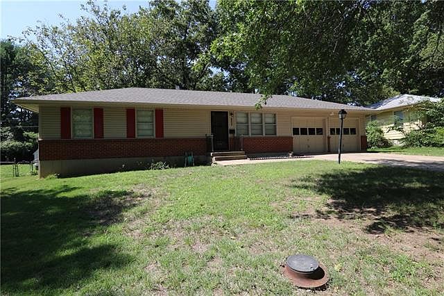 1st image of 8804 Stark Ave