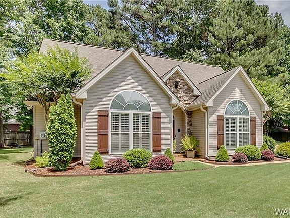 2nd image of 1731 Teal Cir