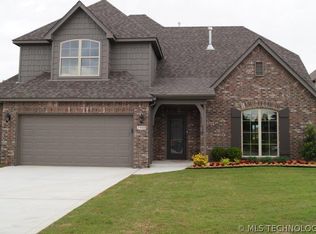 2908 N Hickory Ave, Broken Arrow, OK 74012