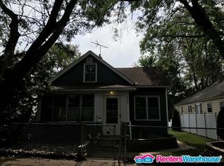944 Conway St, Saint Paul, MN 55106