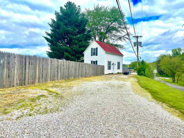 2055 Pine Dr, Ferdinand, IN 47532