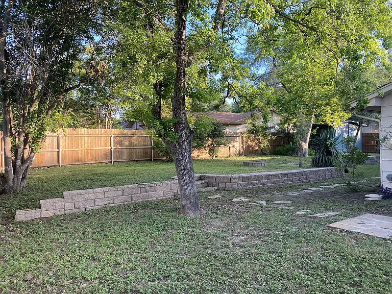 4318 Temple Hl — Photo 18