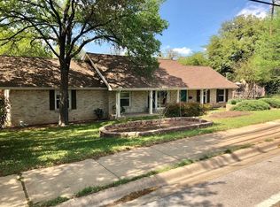 2004 Parker Ln, Austin, TX 78741