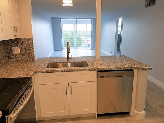 Kitchen & Living Room