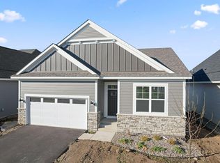 14826 Artaine Trl, Rosemount, MN 55068