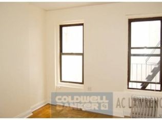 700 9th Ave, New York, NY 10036