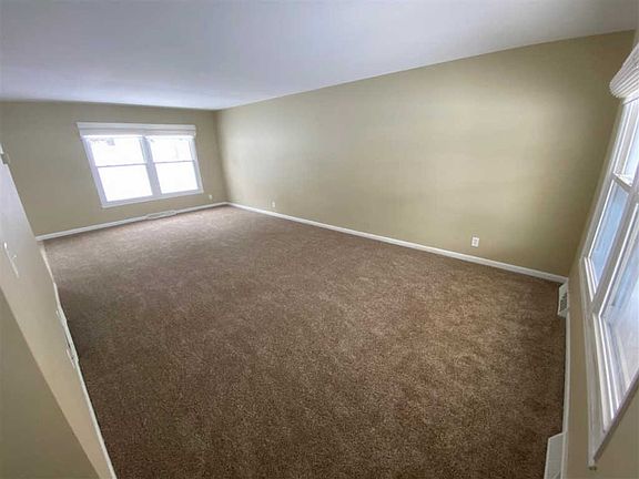 5th image of 2055 Stornway Dr