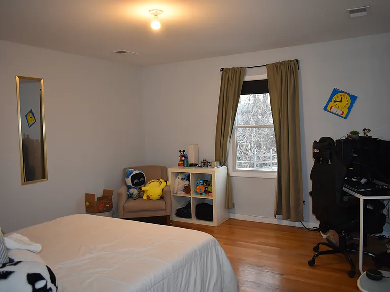 203 Corabelle Ave #A — Photo 8