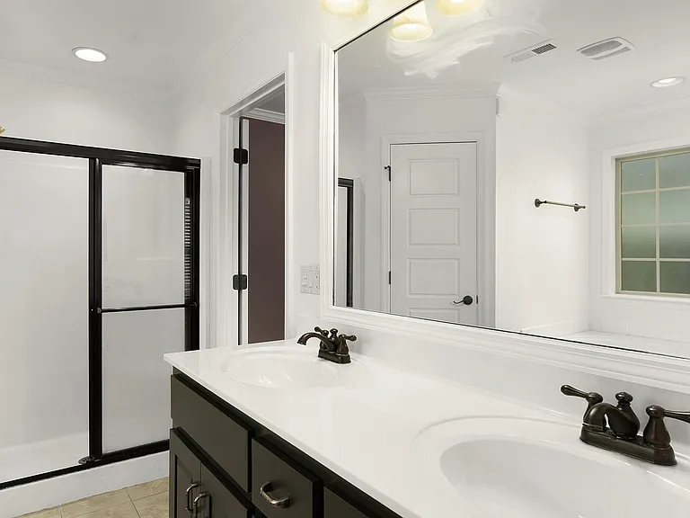 3384 Willow Lake Cir — Photo 16