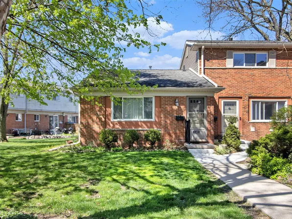 3383 Williamsburg Rd, Ann Arbor, MI 48108