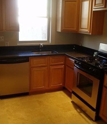 4th image of 126 N Milton Ave
