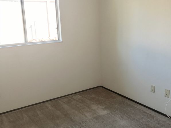 3886 Mulberry Dr #B8