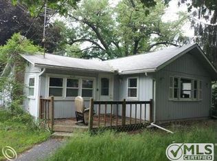 815 Charlton Blvd, White Lake, MI