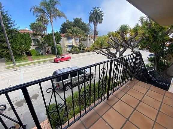 4th image of 129 Natoma Ave APT C