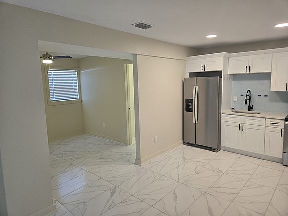 4th image of 4500 3rd Ave S Rear 302