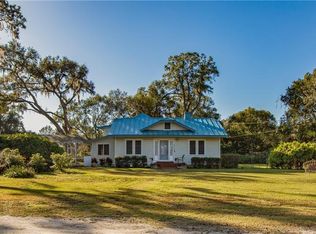 2509 Shady Grove Ln, Plant City, FL 33565