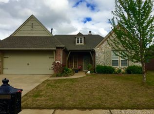2501 S 15th St, Broken Arrow, OK 74012