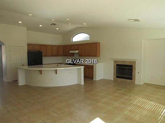 3rd image of 7491 Port Orchard Ave