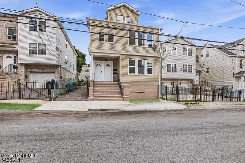 1st image of 235-237 Lehigh Ave #2